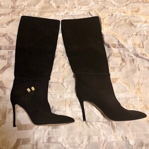 Lindsay Black Suede Knee High Boot Comfortable Valentine Stiletto Size 11
